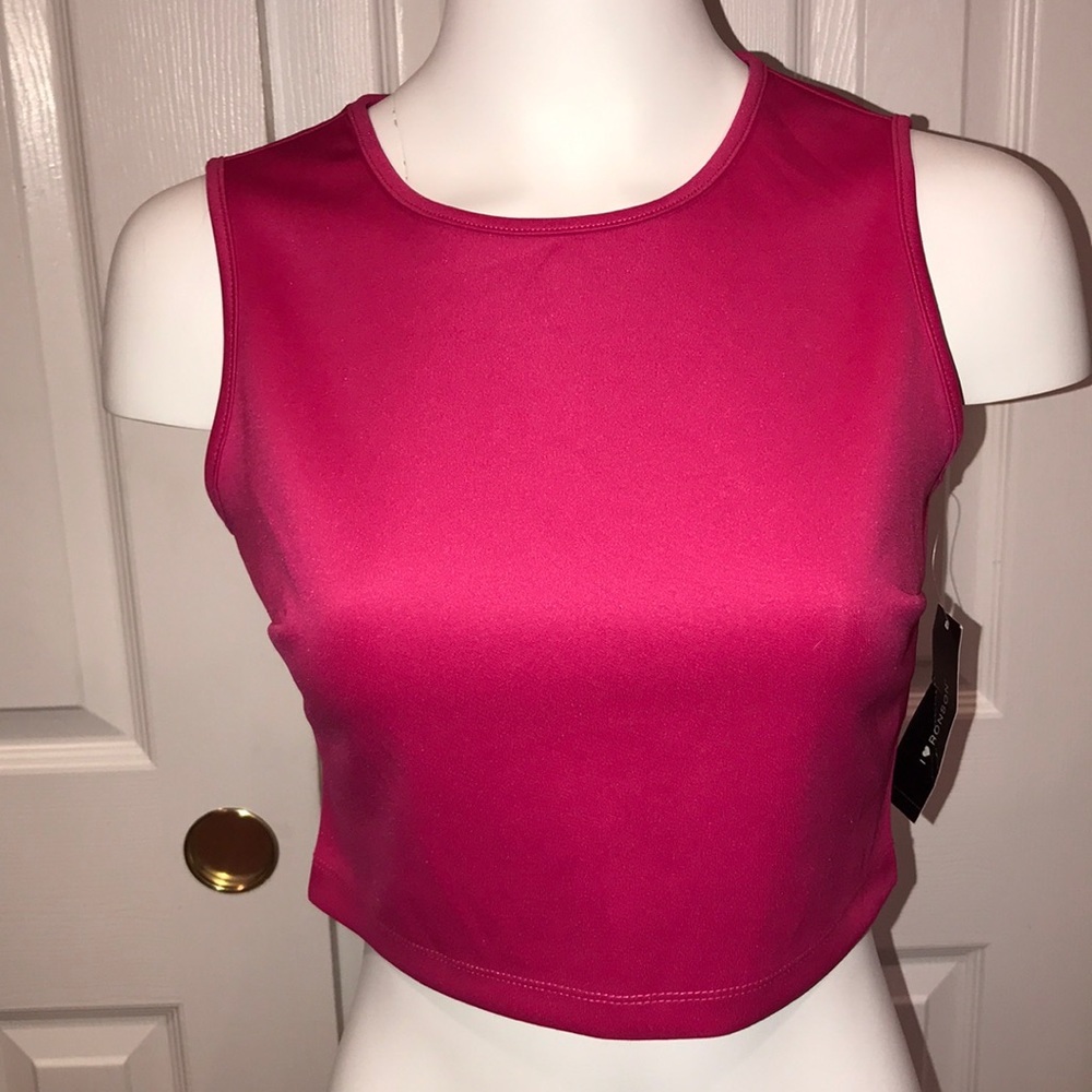 I ❤️ Ronson Crop Top - Size small